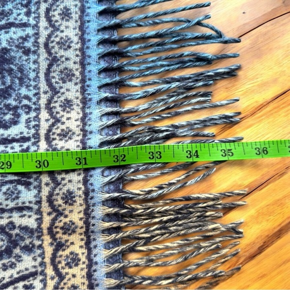 V. FRASS Cashmink Paisley Scarf - Made in Germany - Picture 6 of 10